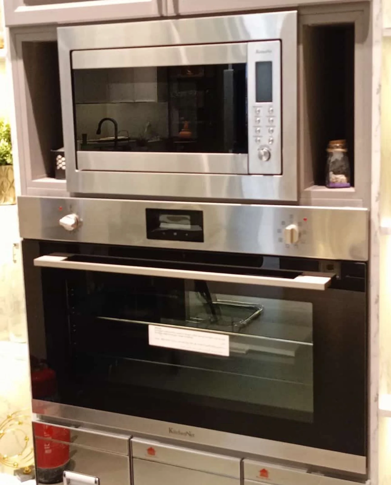 00iYW1gZQnhEC2BaslKPSBk4Jit5ewhOsmjsT8Zm.webp بكج أجهزة مطبخ بلت ان من كيتشن نت Kitchen Net - ( ميكرويف - فرن ) - الصورة 1