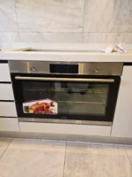 ⁦سيمفر - فرن كهرباء بلت ان 90 سم - 9 وظائف – 1 مروحة توزيع للحرارة + 1 مروحة تبريد داخلية – ستيل مؤقت ديجيتال يعمل باللمس - 142 لتر شواية داخيلة : B 9109 DERM⁩ - الصورة ⁦8⁩