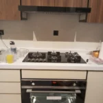 بكج اجهزة مطبخ بلت ان من كيتشن نت الايطالية - Kitchen Net - ( شفاط  + فرن + سطح  )